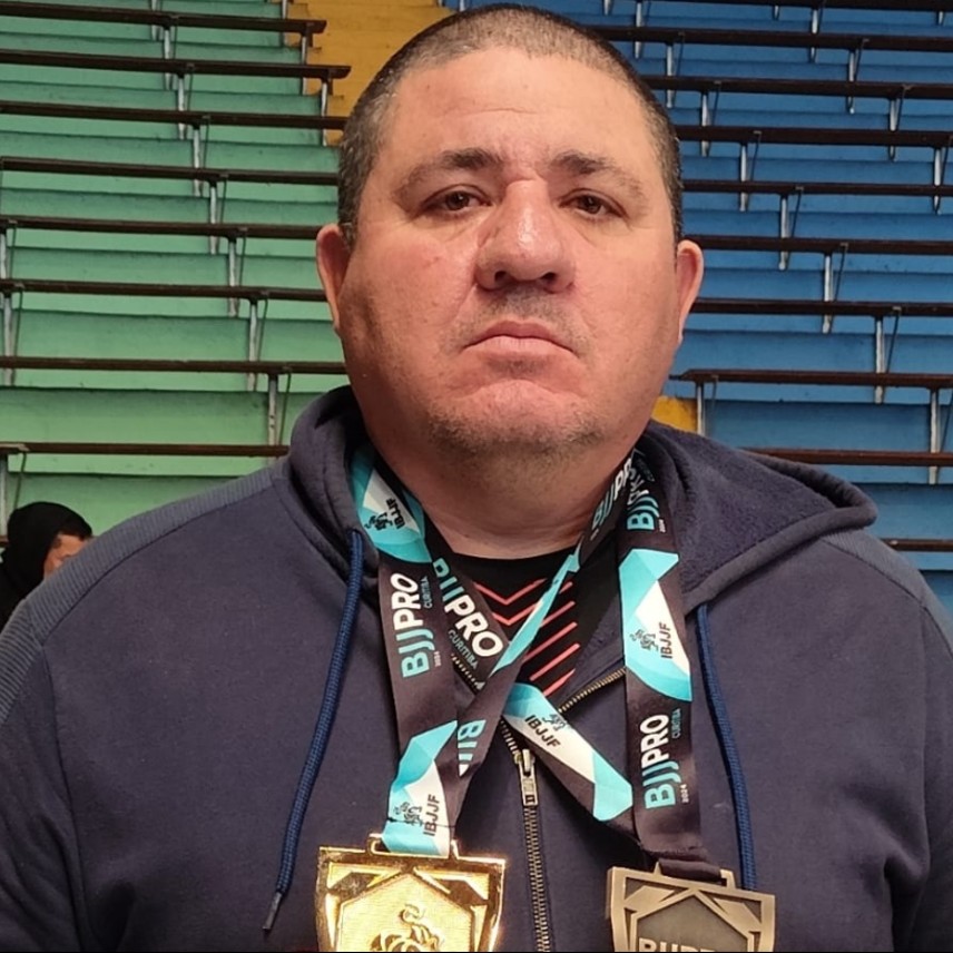 Amauri Cesar De Barros Moraes 