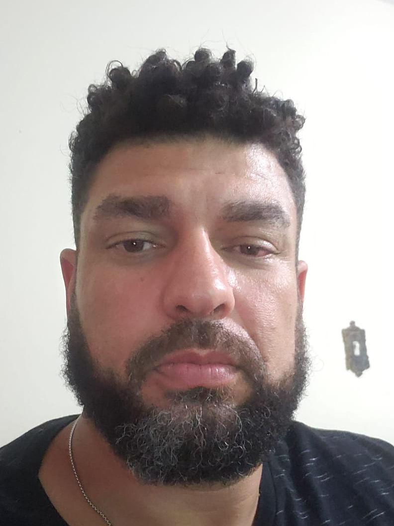 Leandro Lopes De Oliveira