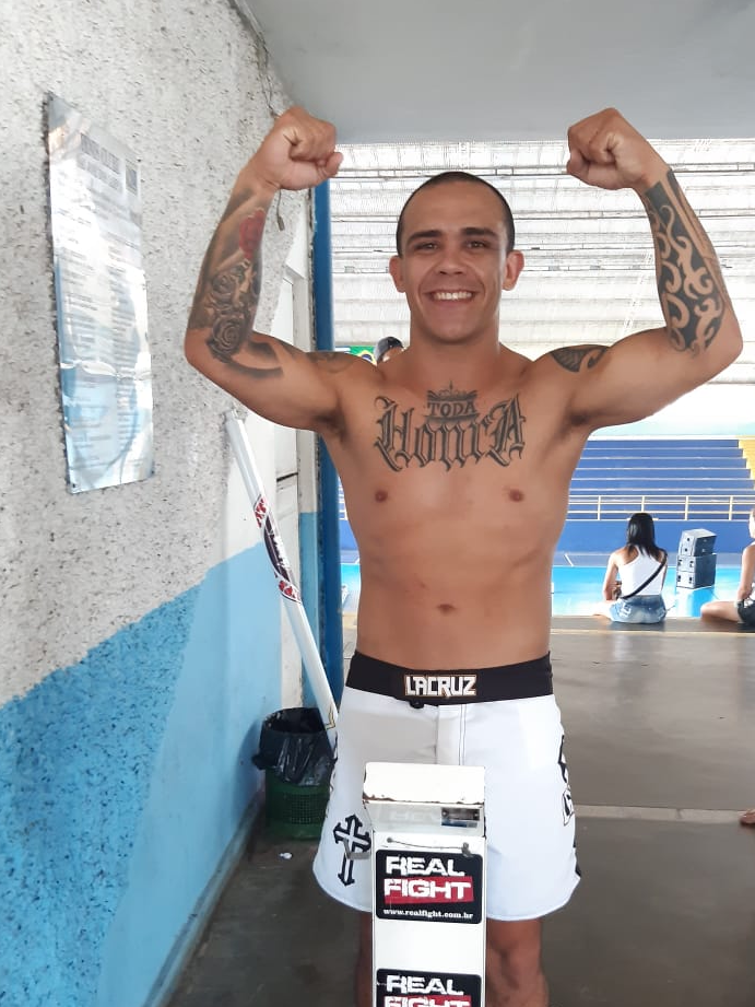 Johnny Flores Gonçalves 