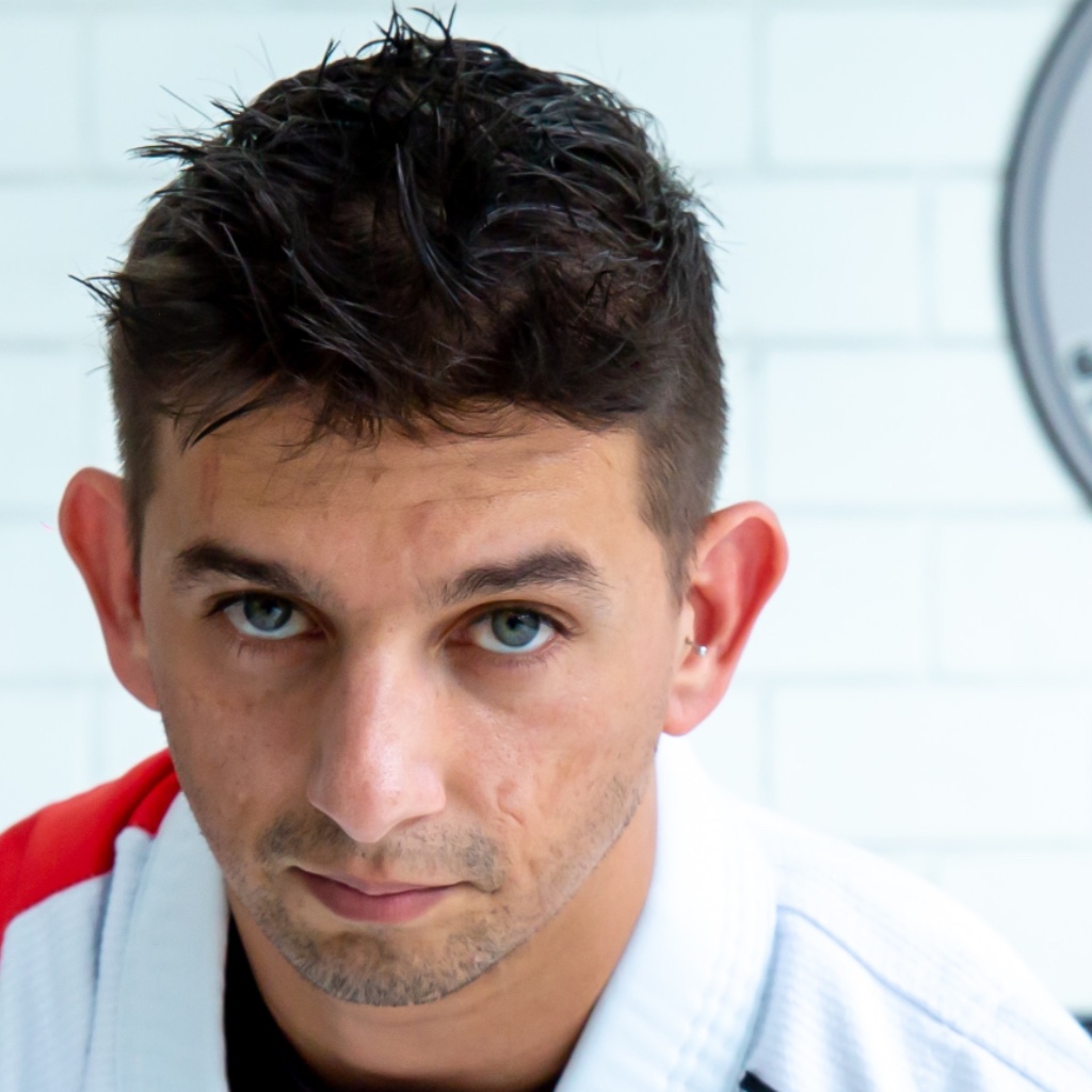 Adriano Ferreira De Siqueira 