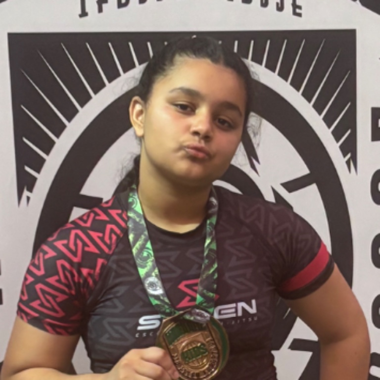 Aimee Padora Lopes Santana 