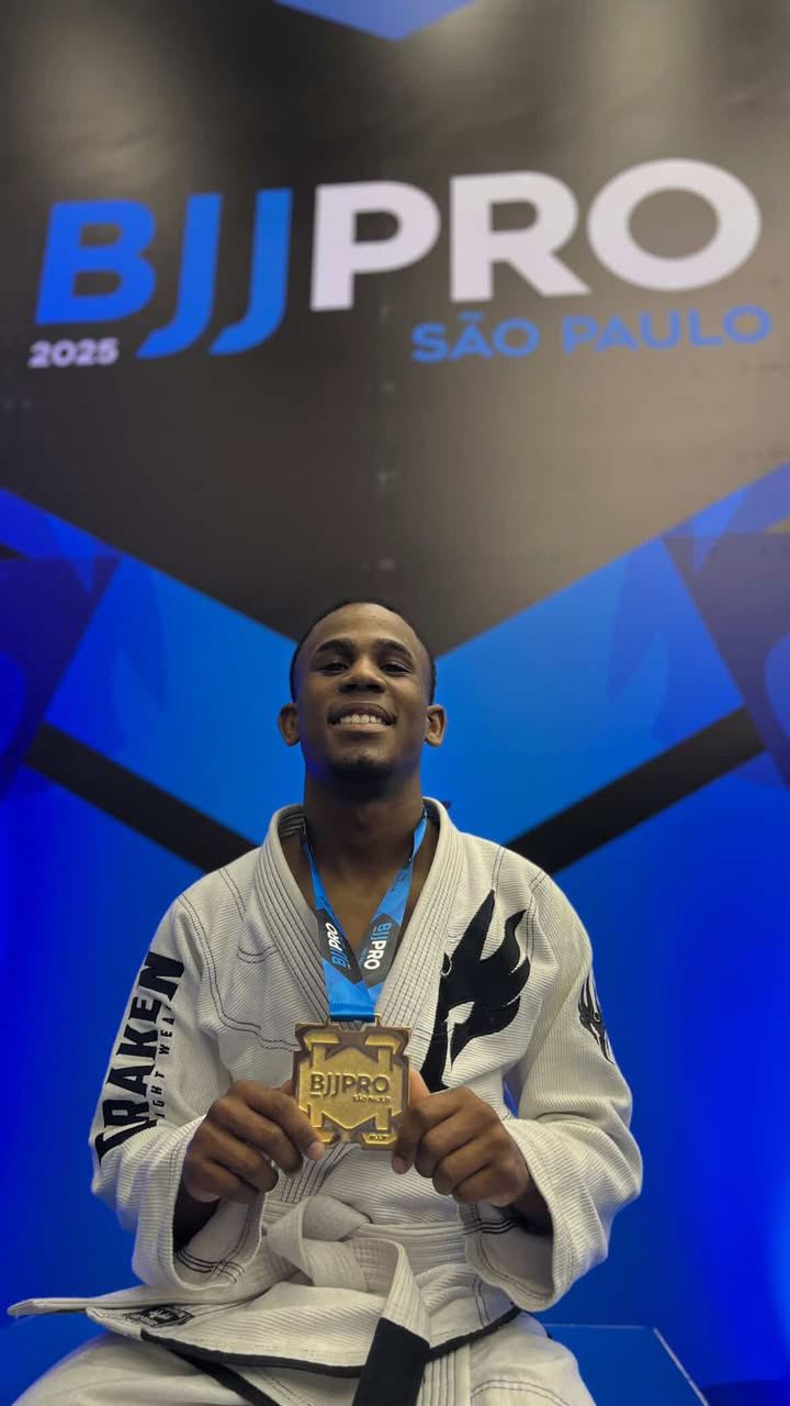 Mathues Henrique Ferraz Reis