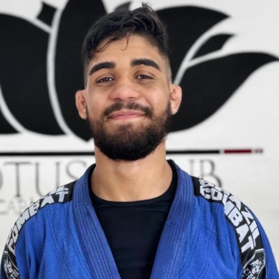 Caio Sousa Fernandes Dos Santos 