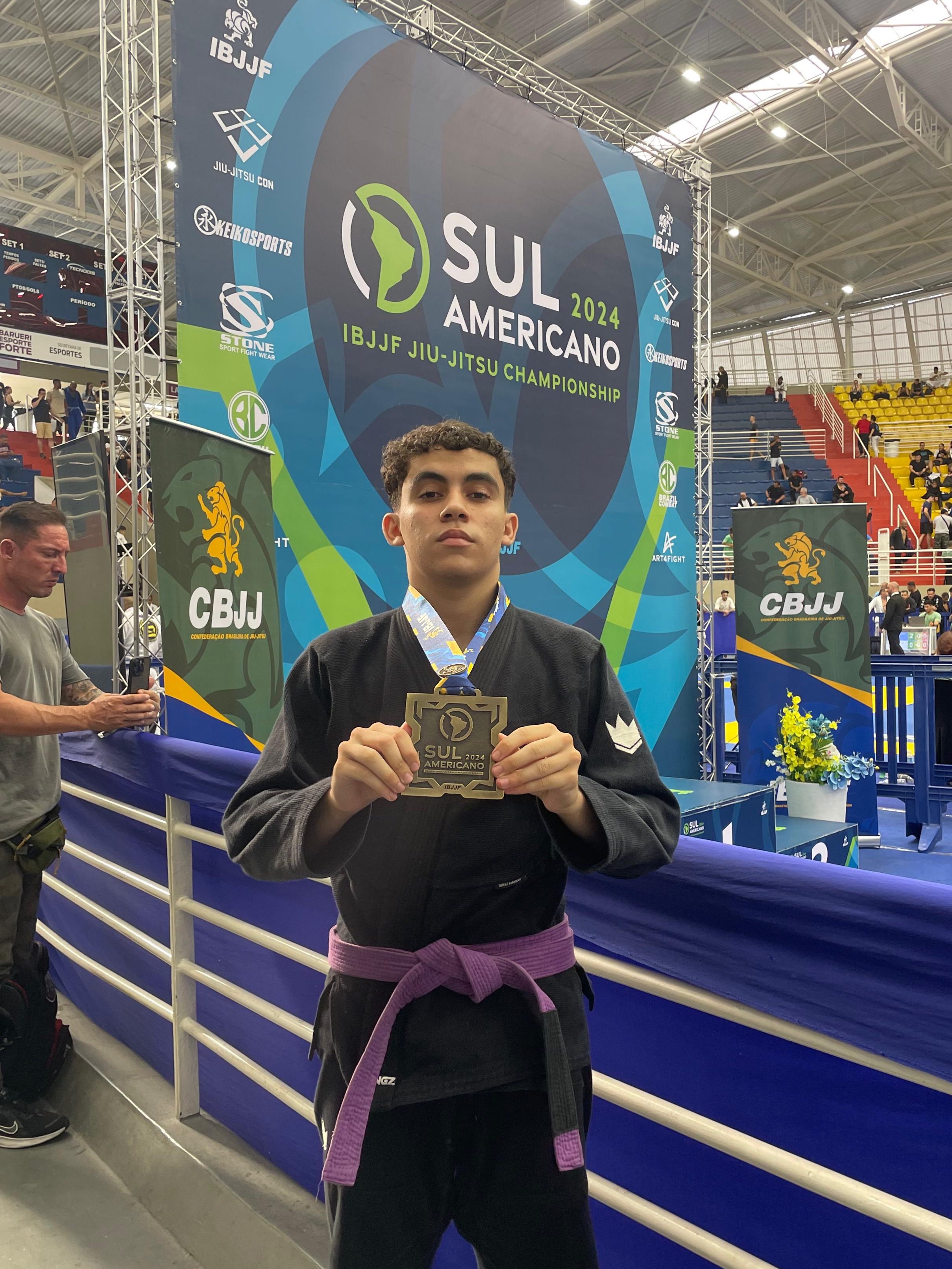 Kelwin Vitor Moura De Carvalho 