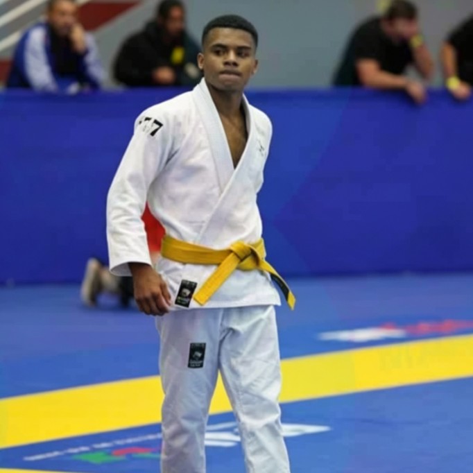 Gustavo Ribeiro De Almeida 