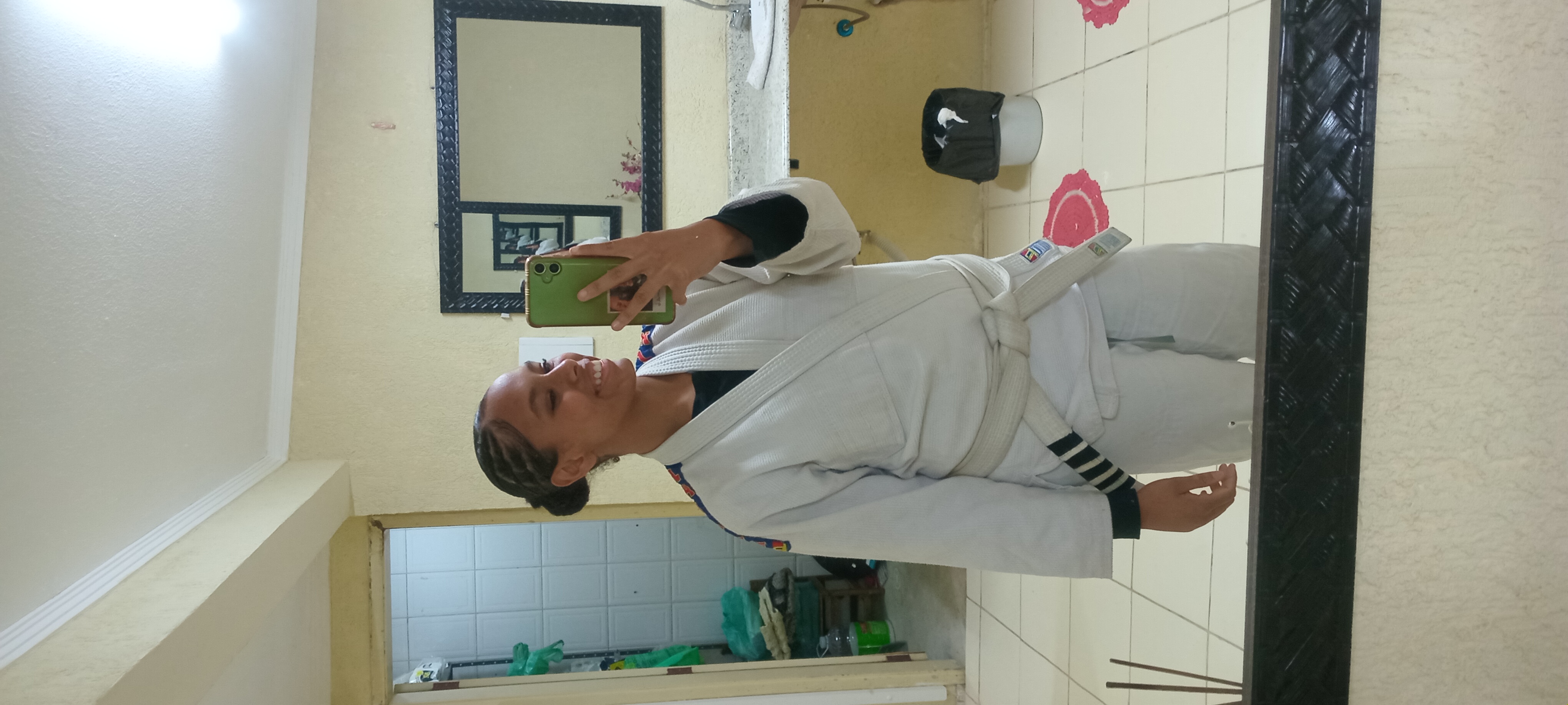 Alicia Almeida Dos Santos Pereira 