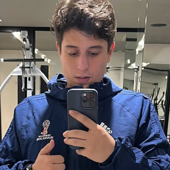 Vinicius Reis Montemor Ferreira