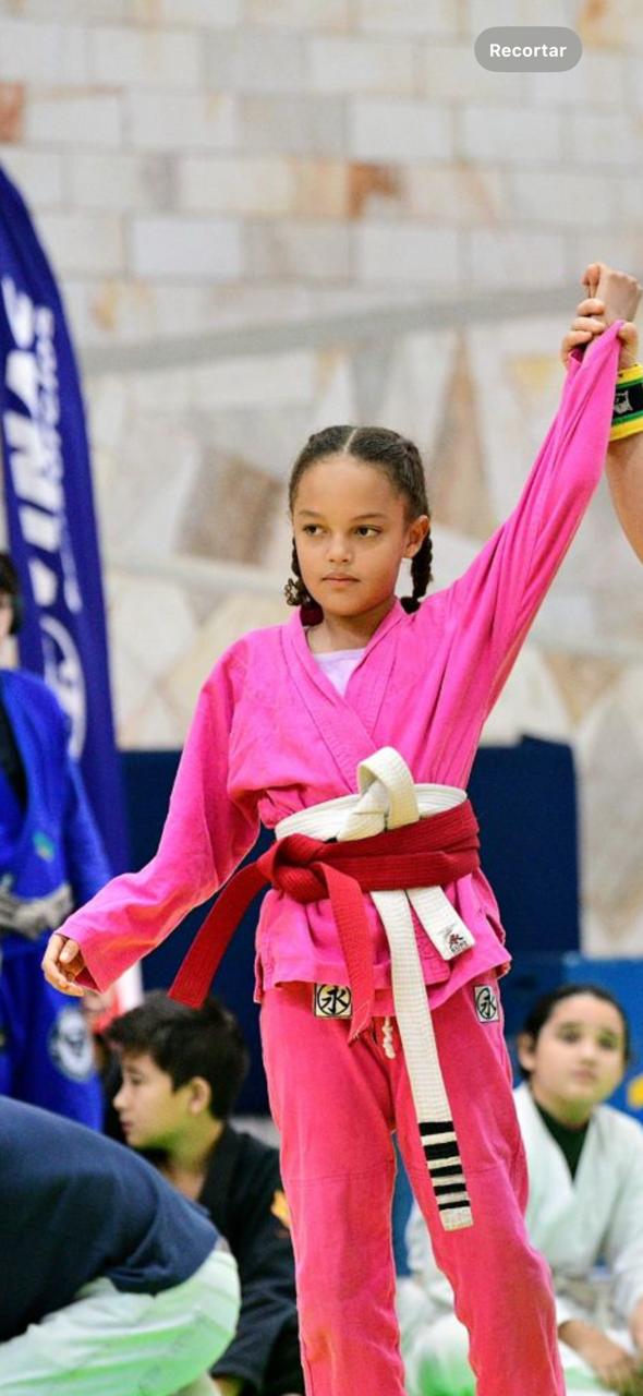 Yasmin Trinca De Oliveira 