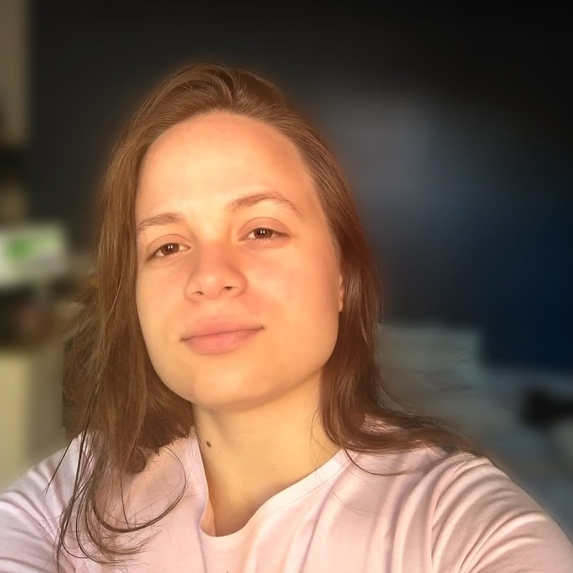 Pyetra De Oliveira Leonardo 