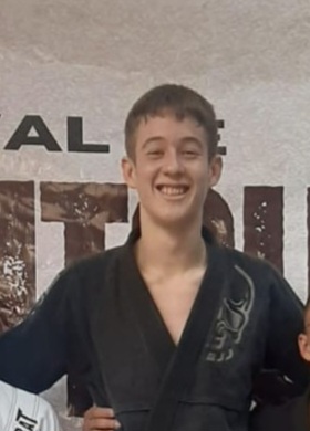 Derec Fernandes Batista Ross Pereira 