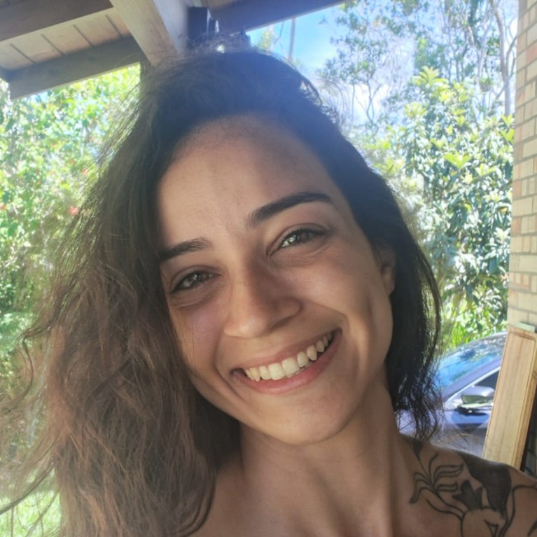 Juliana De Castro Caetano