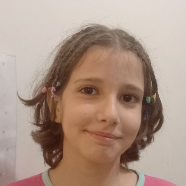 Agatha Henklain Viudes De Paula