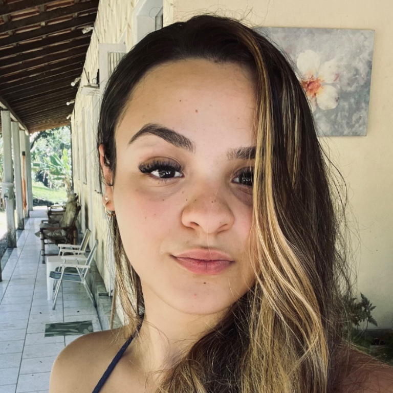 Lara Ferreira Penetra 