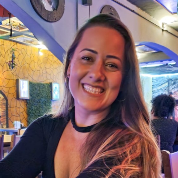 Maitê De Queiroz Alves Da Silva