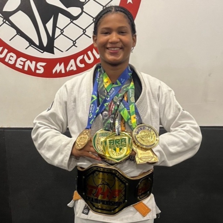 Tainá Vitória Da Silva Pires De Almeida