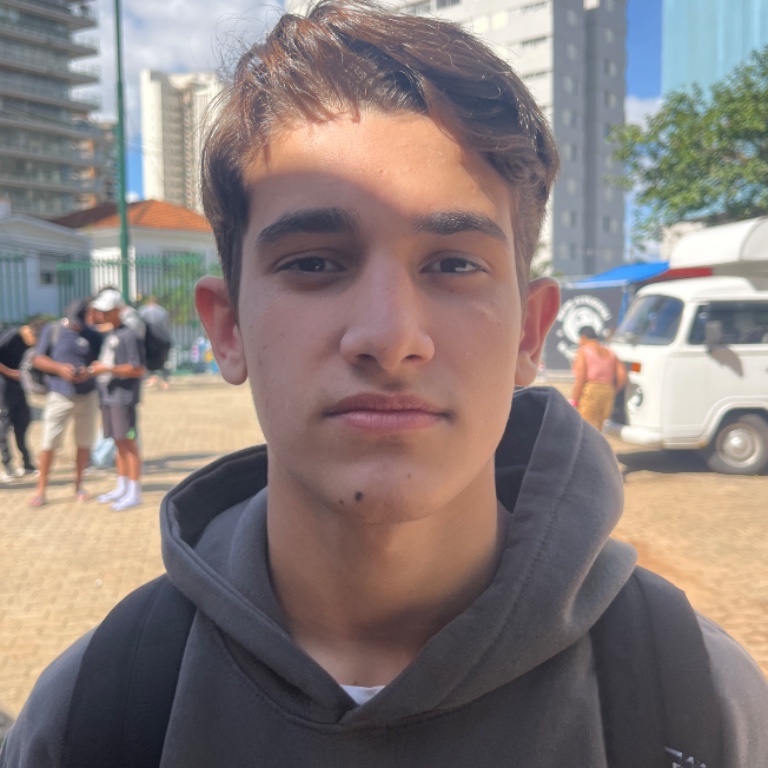 Davi Marsura Meira Louro