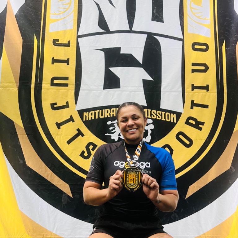 Camila Ribeiro Maniezzo 