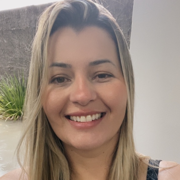 Samantha Paulino Oliveira Mello