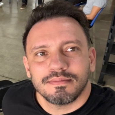 Maurício Tavares Bento