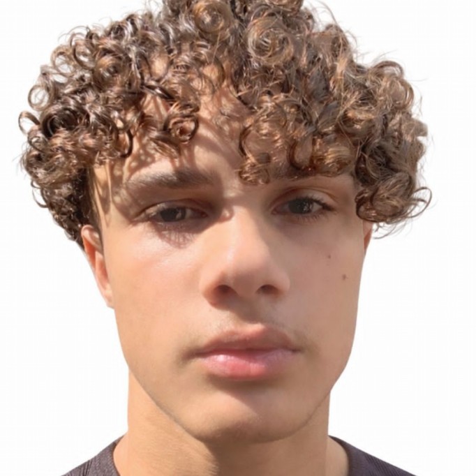 Pedro Guarnieri Barros 