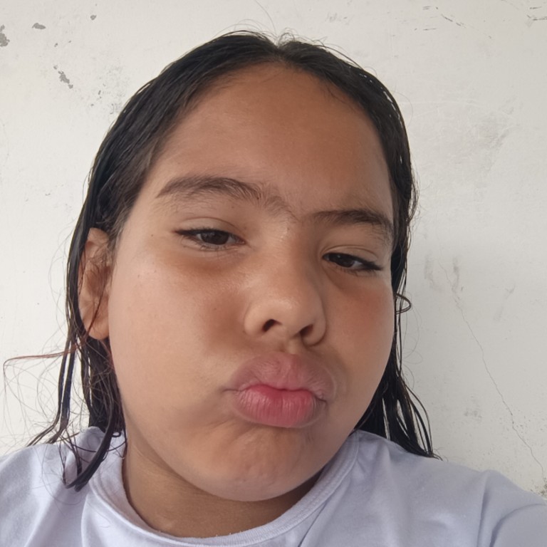 Anna Wallentina Fernandes Ribeiro 