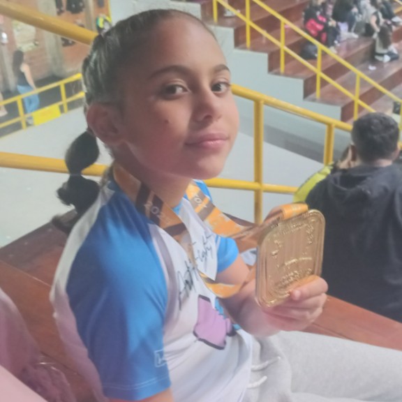 Ana Lívia Britto André 