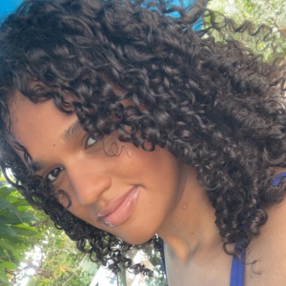 Lais Melgaço Ferreira Morais