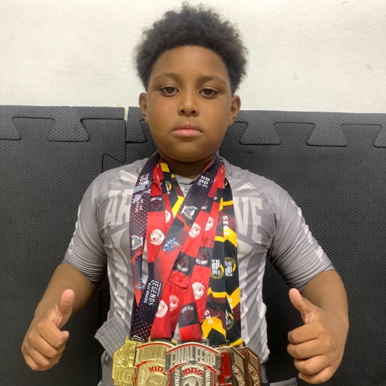 Douglas Batista De Paula Ribeiro 