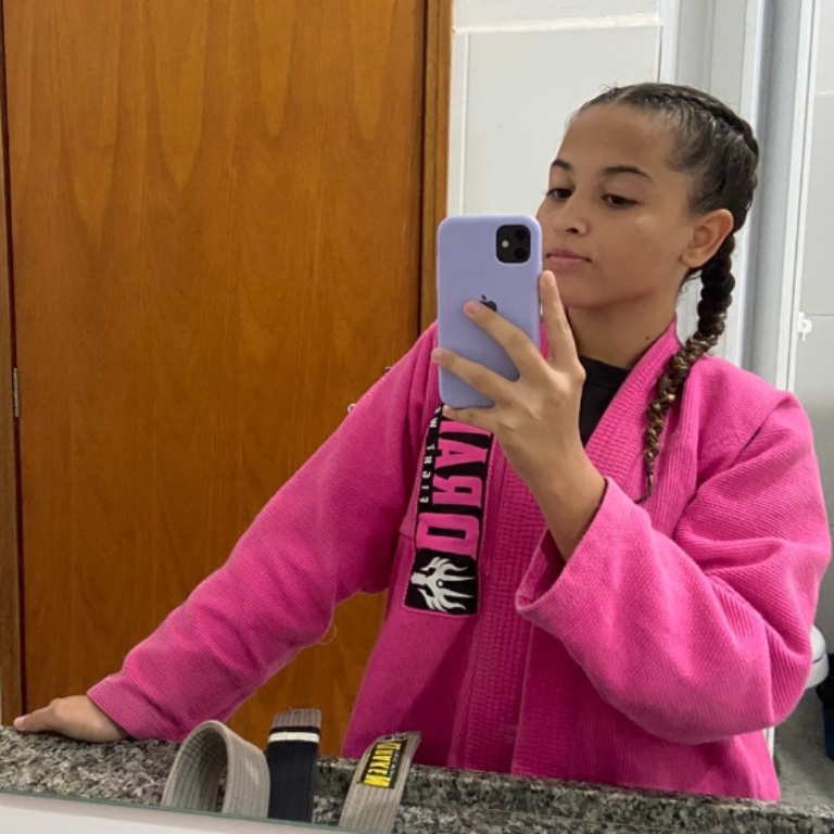 Letícia Vitória Pazzotto Garruti