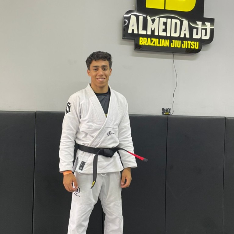 Alisom Ferreira Junior 