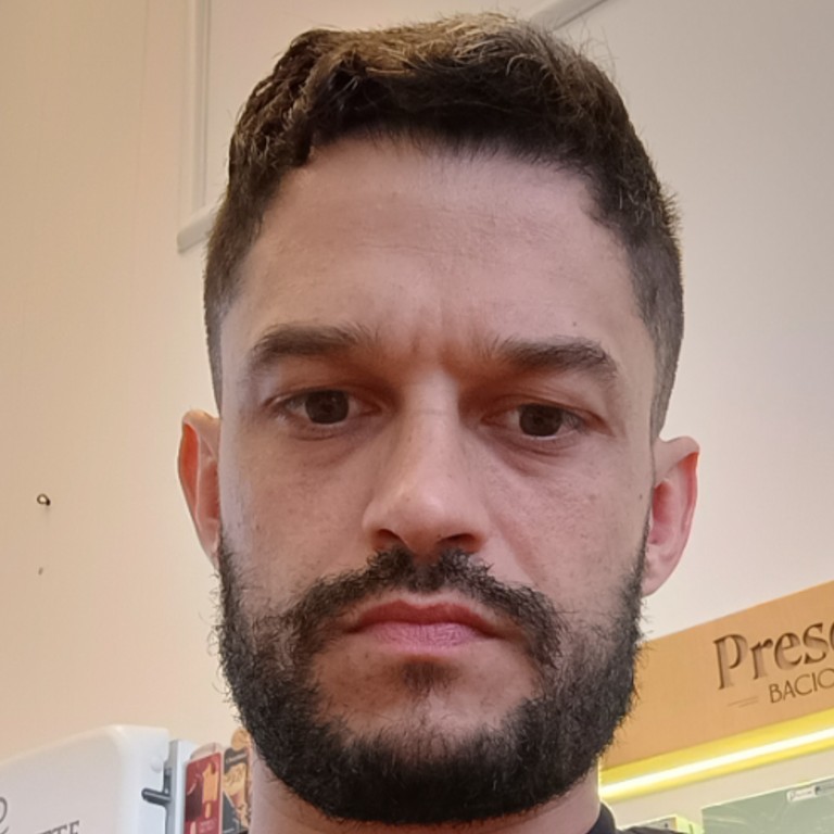 Erike Enrique Freire Gois 