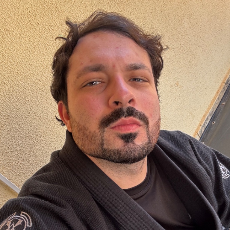 Elton Vinícius Brito Ferreira 