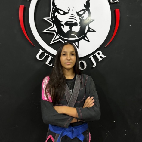 Maria Eduarda Santos Oliveira