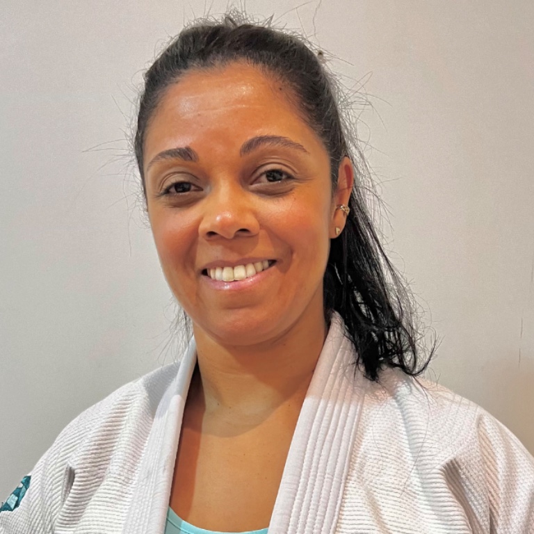 Vania Carvalho De Lima