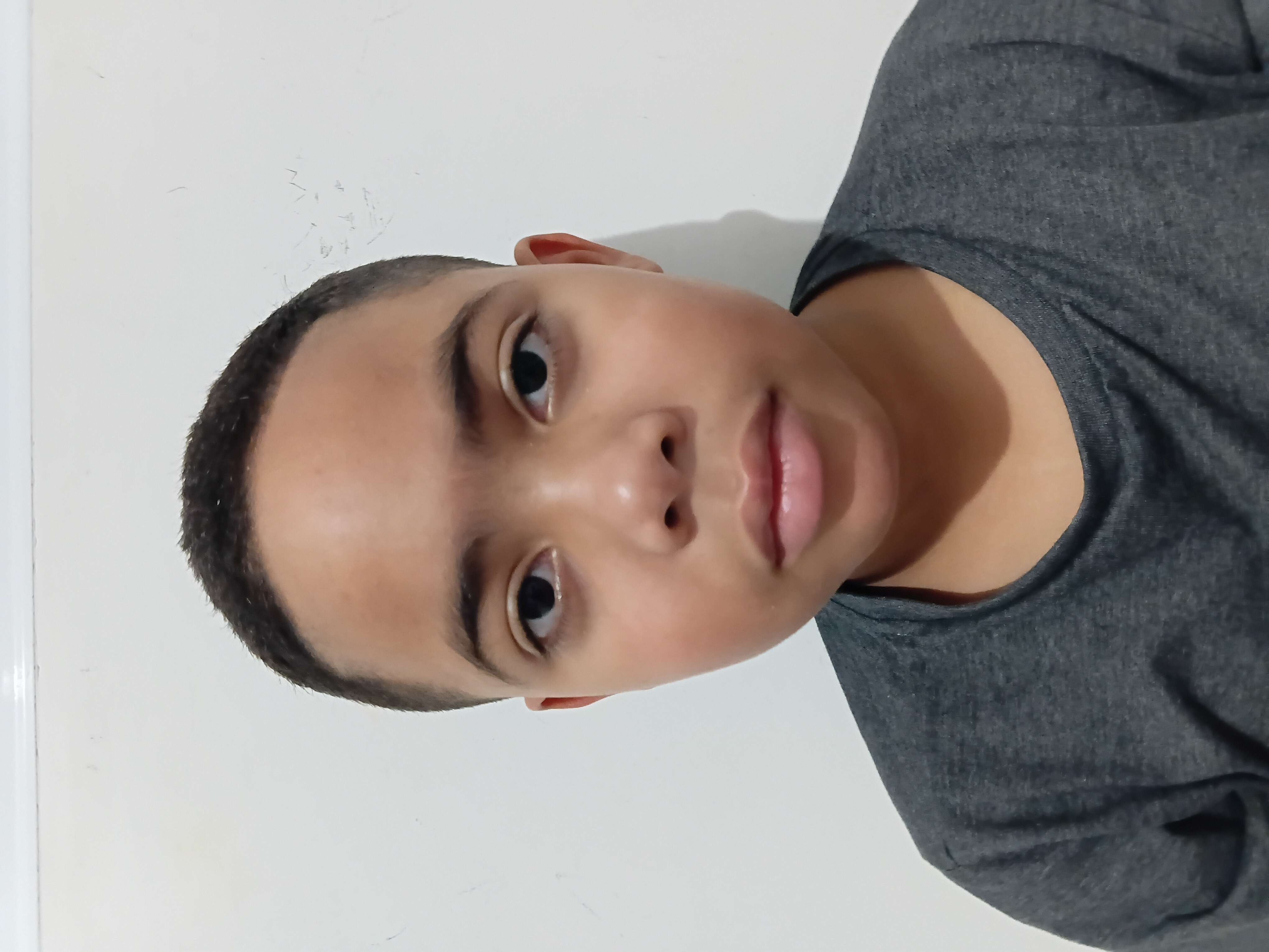 Lázaro Emanuel Rodrigues Da Costa Santos 