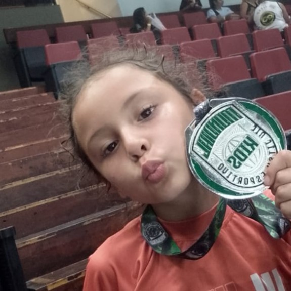 Maria Luiza De Lima Coutinho Alves