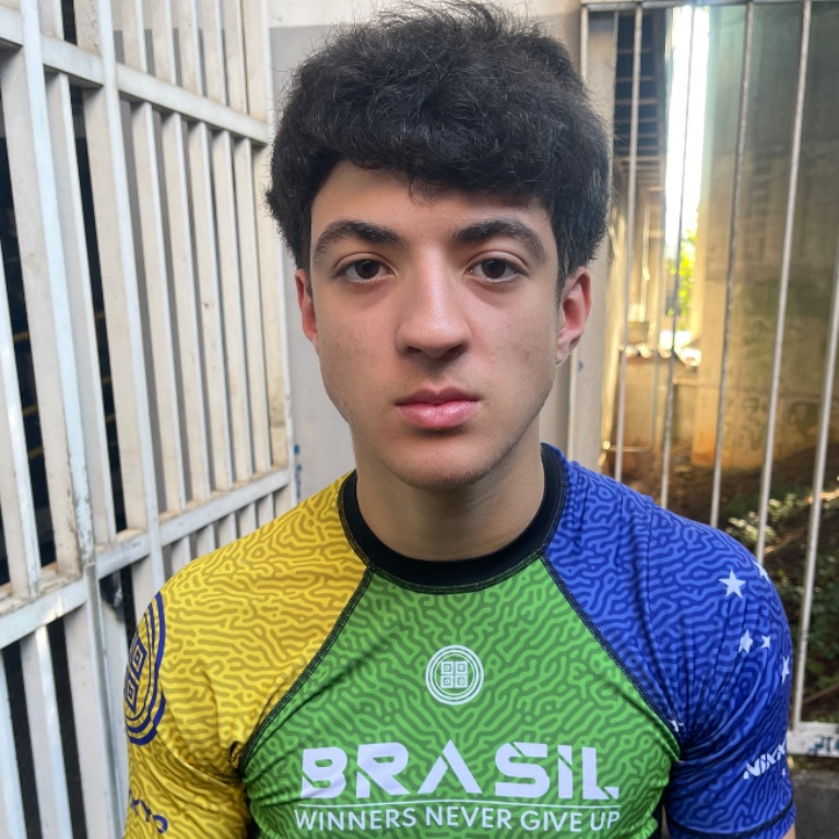 Pedro Capolupo Fernandes Do Vale