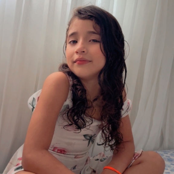 ísis Elloa Aguiar De Lima 