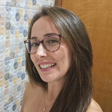 Simone Rodrigues Figueiredo 
