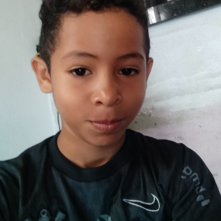 Gustavo Gomes Dhora 