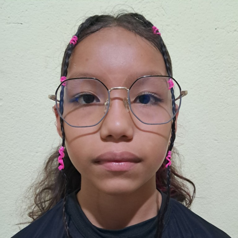 Naylla Sofhia Sales Larai