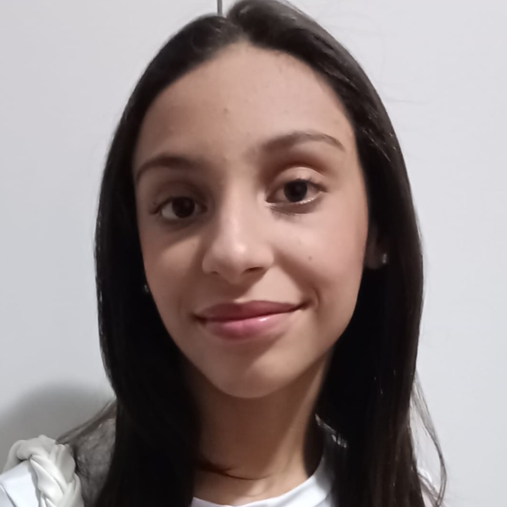 Sophia Correa Caires