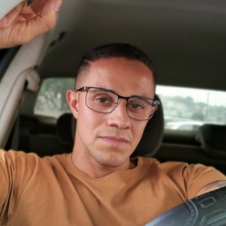 Tander Pereira De Brito 