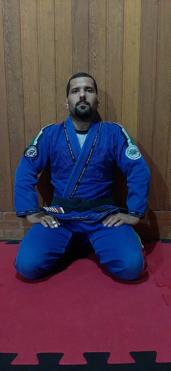 Thiago Ribeiro Coutinho 