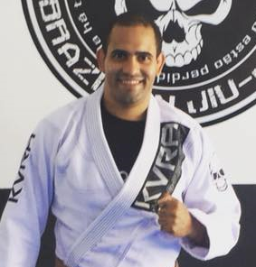 Michael Douglas C. P. De Freitas